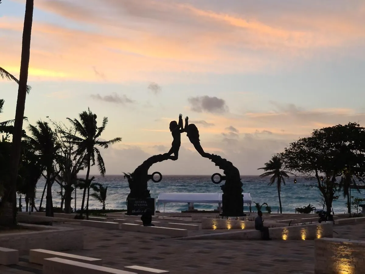 Ubicacion Inmejorable A Pasos De Playacar Beach Y 5Ta Av Playa del Carmen Messico